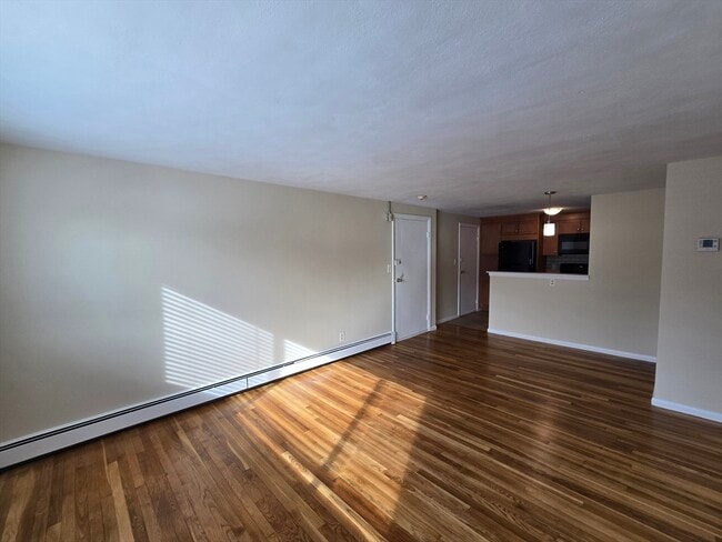 Photo - 194 Lincoln St Unidad 4