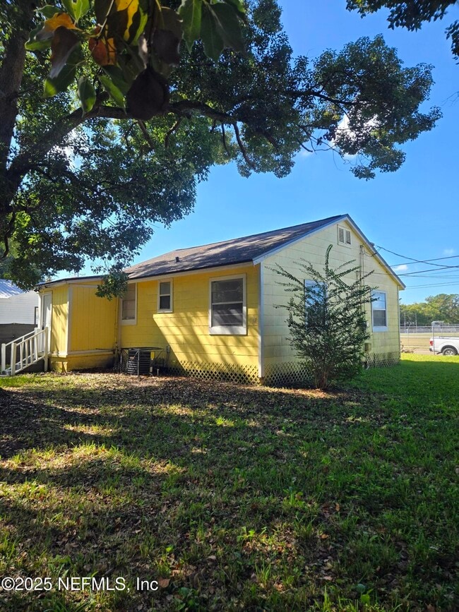 Photo - 1129 Melson Ave