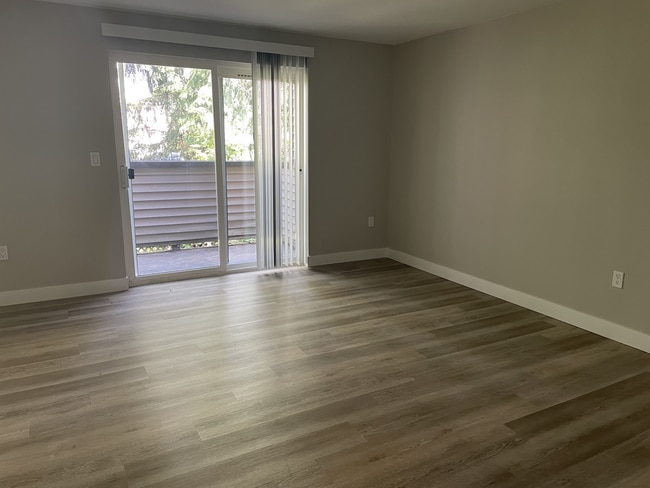 Photo - Redmond Park Apts