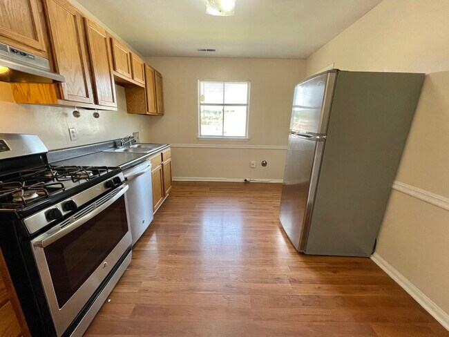 Photo - Vestavia Plaza Apartments