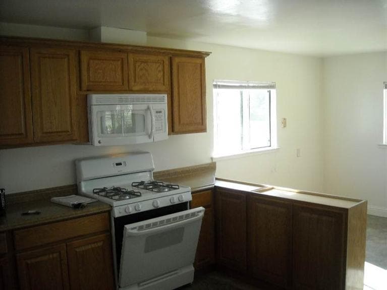 Photo - 6832 E Harvey Ave