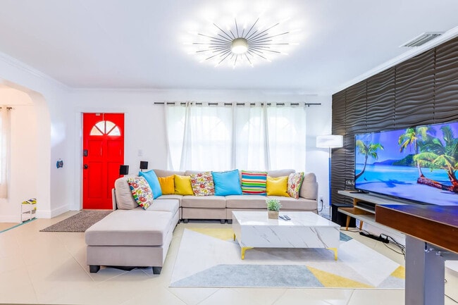 Photo - 910 NE 49th St Apartamento Unidad ID1258733P