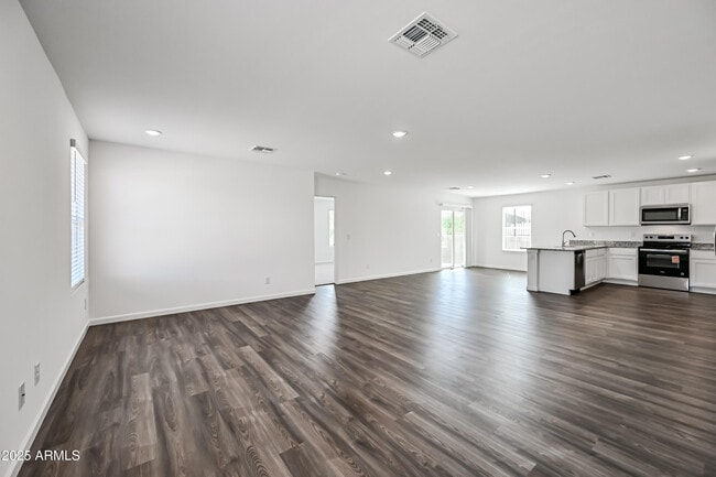 Photo - 1845 Yance Dr