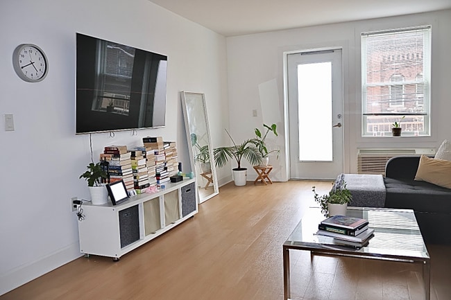 Photo - 123 44th St Apartamento Unidad -