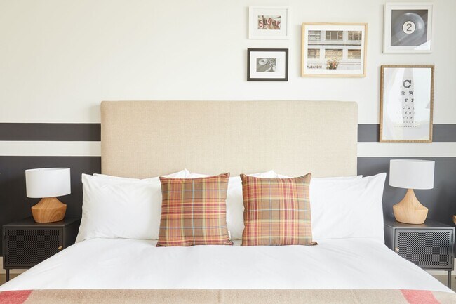 Photo - Solis Apartments