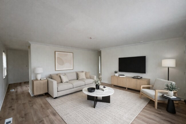 Photo - Beautiful 3BR/1BA spacious ranch style home in Warren Township