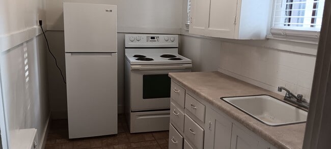 Photo - 723 W. Lewis Street