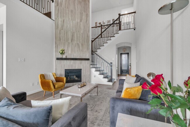 Photo - 16531 Lake Austin St