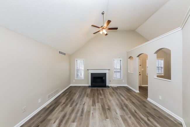 Photo - 2740 Owens Dr