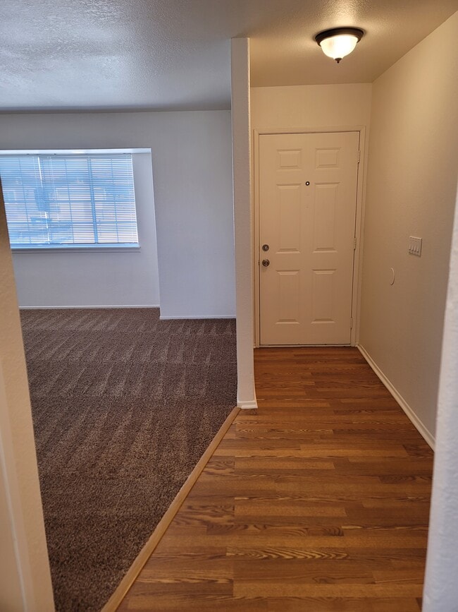 Photo - 9230 Karen Ave