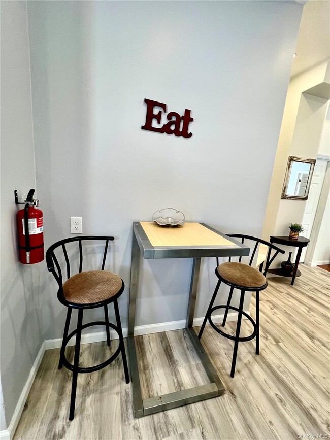 Photo - 17 Academy Ave Unit 2