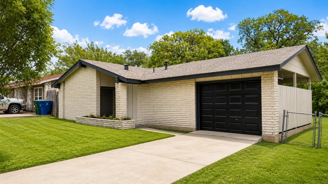 Building Photo - Move-In Ready 3 Bedroom Home with Large Yard & Covered Patio in North East San Antonio!!!