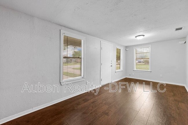 Photo - 521 Ruth St Unit A