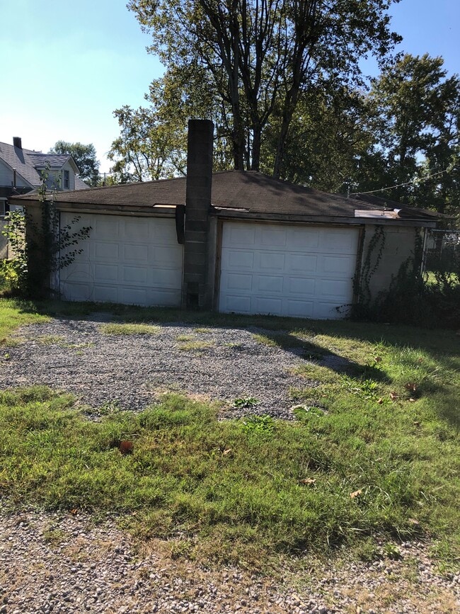 Photo - 1203 Benton Ave
