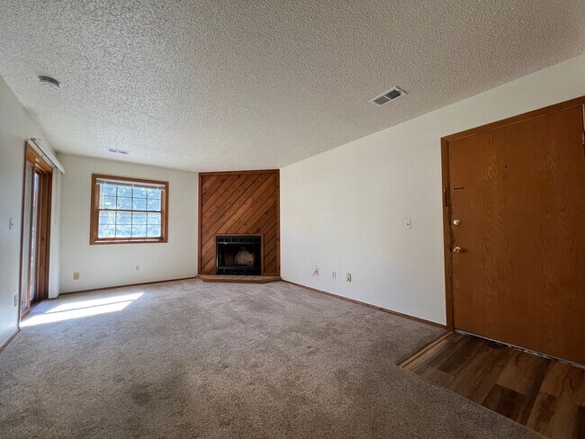 2865 Sundown Ln Unit 102