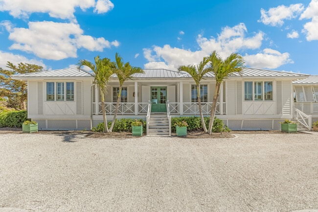 Photo - 4040 Loomis Ave