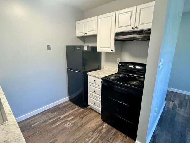 Photo - The Flats at Wilmington Pike - Newly Renov...