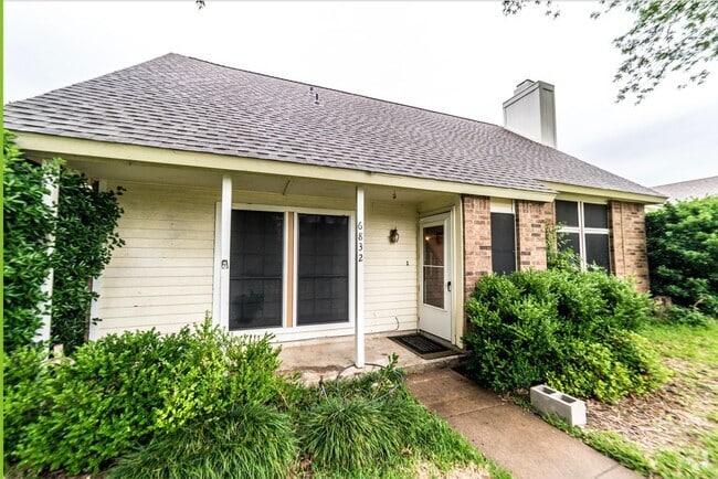 Building Photo - 6832 Younger Dr Rental