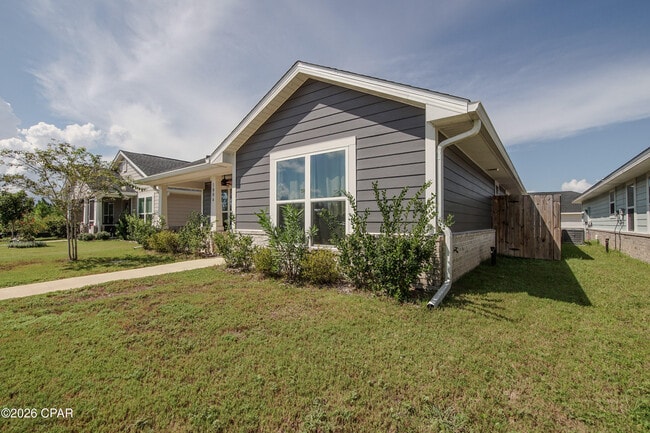 Photo - 1004 Seafoam St