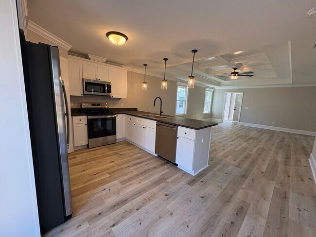 Photo - 4-Bedroom Available in Wakulla Gardens