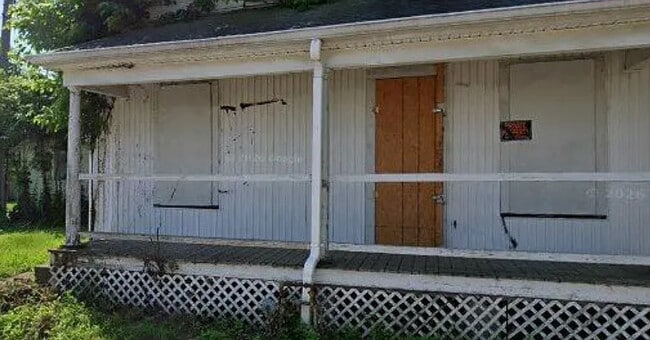 Building Photo - 1045 Orange St