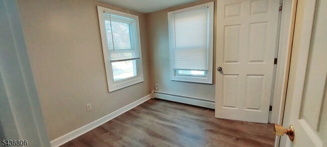 Photo - 31 Stewart Pl