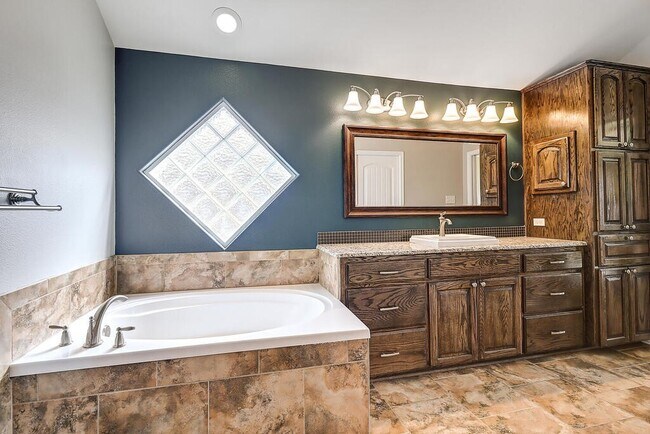 Photo - 3813 Kangaroo Ct