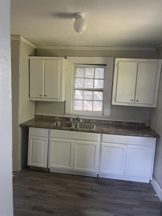 Photo - 456 N Spring St