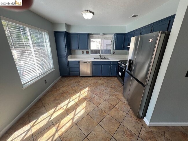 Photo - 4525 Waterford Way