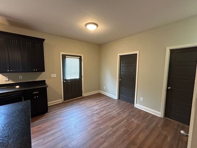 Photo - PRE-LEASING FOR AUGUST 2026!