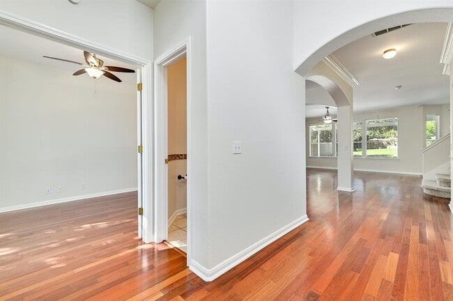 Photo - 20308 Farm Pond Ln