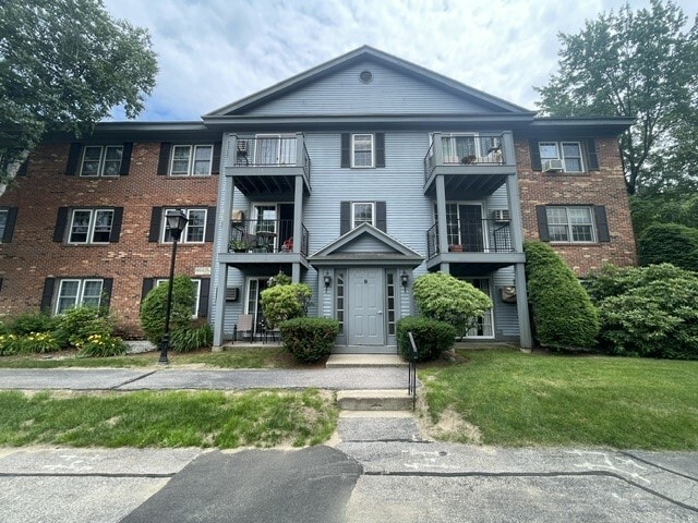 Building Photo - 8 Northbrook Dr Unit 807