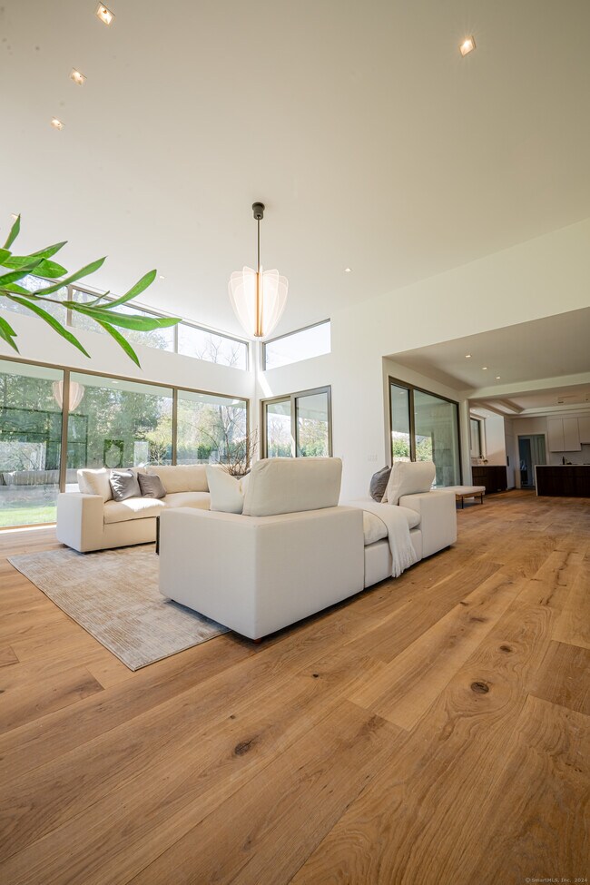 Photo - 14 5 Mile River Rd