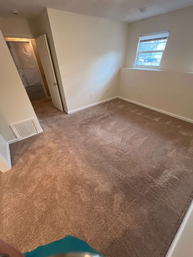 Photo - Split foyer home in Lancaster Gate with 3 bedrooms and 1 bathroom. 2 Bedrooms and Bathroom Upstai...