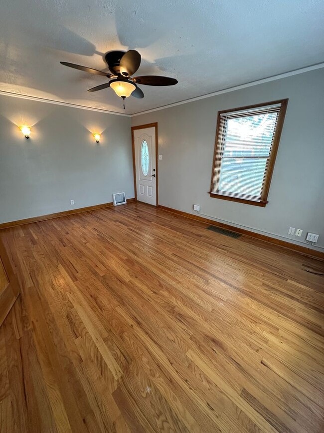 Photo - 2 BEDROOMS PLUS BONUS ROOM, 2 BATHROOM, SINGLE FAMILY HOME