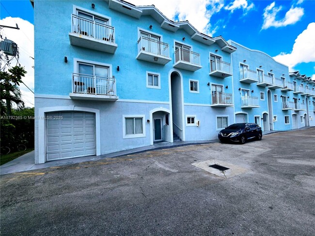 Photo - 6336 SW 27th St Apartment Unit 1
