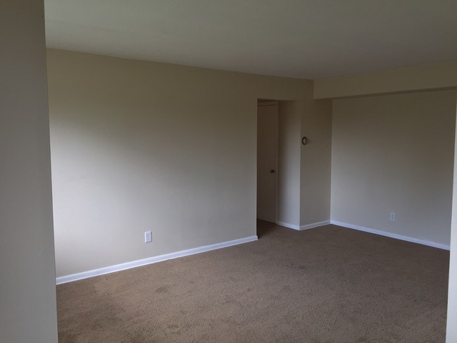 Photo - Northfield Park Apartments