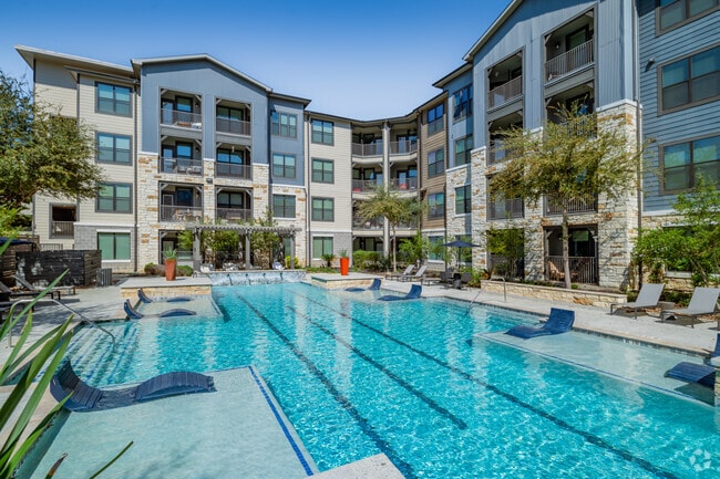 Piscina - Avita Alamo Heights