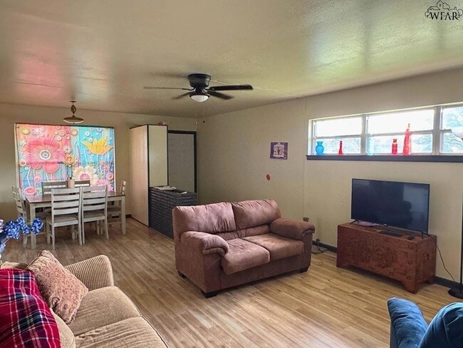 Photo - 4800 George St