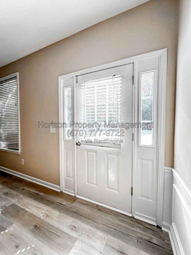 Photo - 243 Riverstone Commons Cir