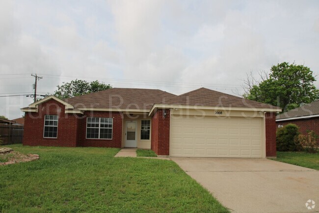 Building Photo - Perfect Four-Bedroom! Rental