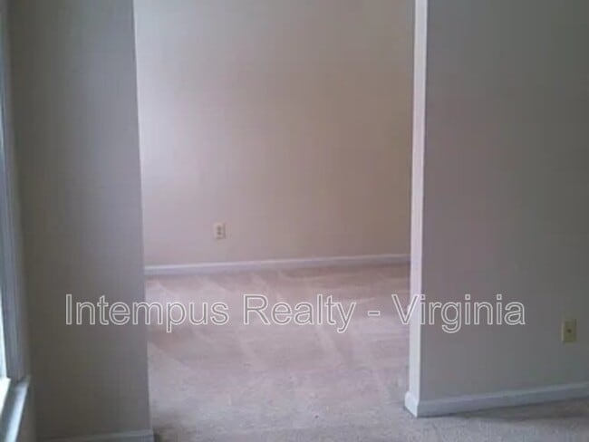Photo - 7140 Chesterfield Dr