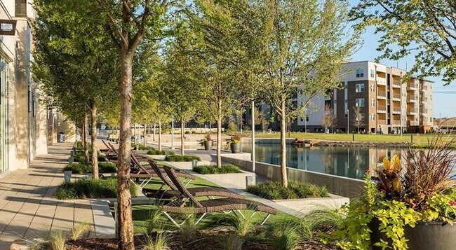 Photo - 3600 Windhaven Pkwy Unit b2