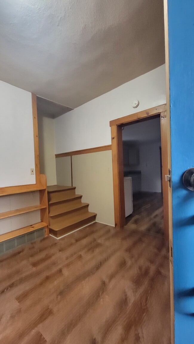 Photo - 441 Second St