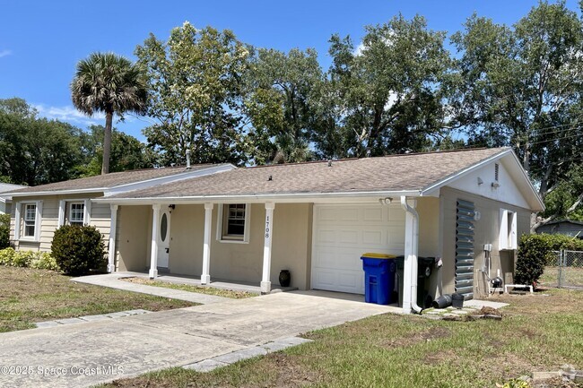 Building Photo - 1708 Fenway Cir Rental