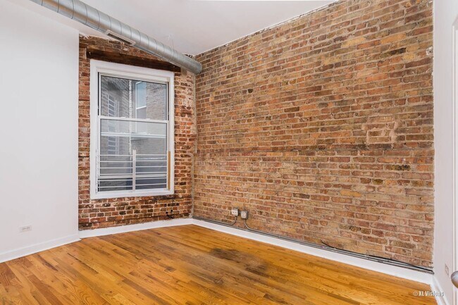 Photo - 2837 W Washington Blvd Unit 2837-2