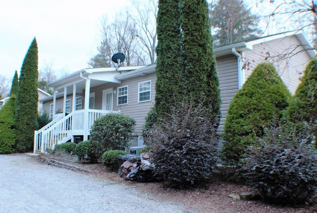 Photo - 1416 Highland Ave Unit A