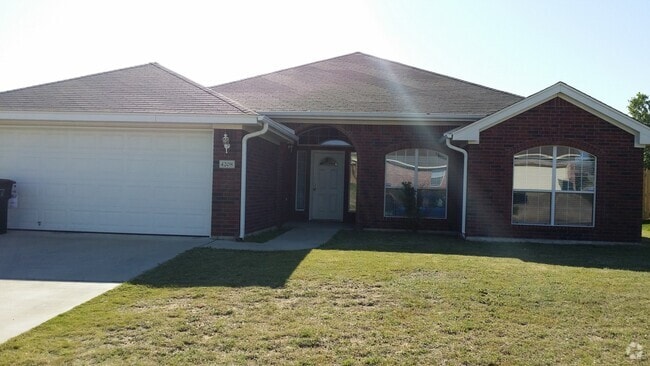 Building Photo - 4208 Tropicana Dr Rental