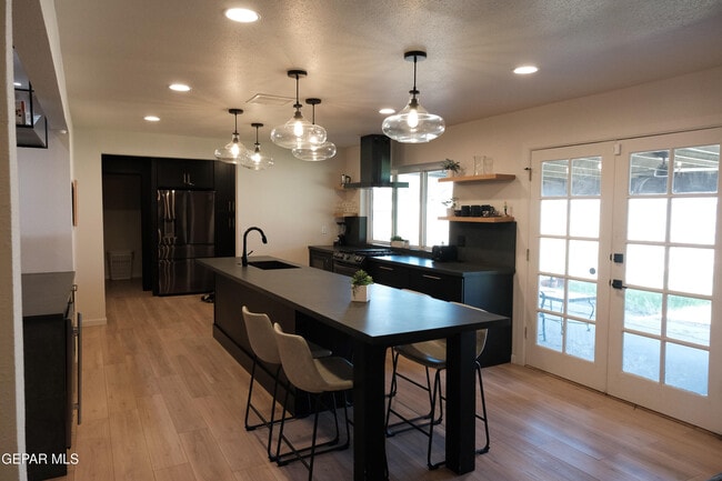 Photo - 9001 Lait Dr