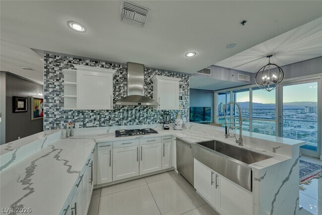 Photo - 4575 Dean Martin Dr Unit 1912